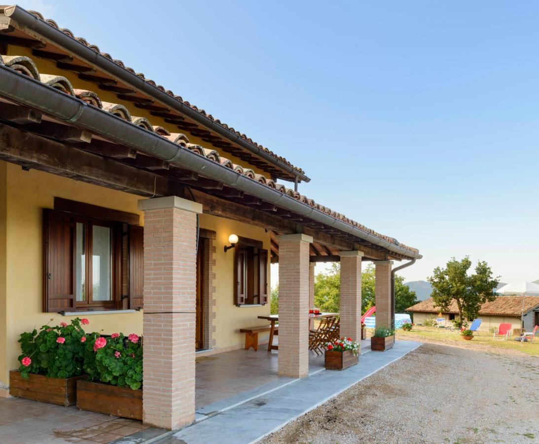Villa La Casa Di Claudia Gubbio Exterior foto
