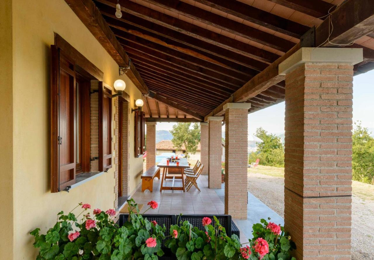 Villa La Casa Di Claudia Gubbio Exterior foto